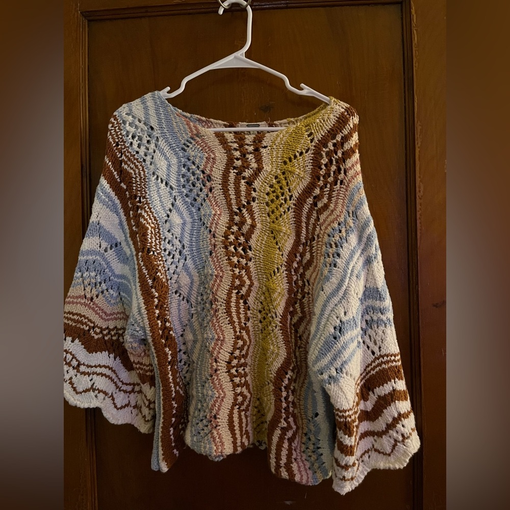 Buckle colorful sweater